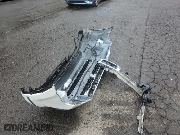 ✅ 2018 Toyota 4Runner TRD Off Road Premium • VIN: JTEBU5JR5J5483072 • Lot: 84072145. Wystawiony na Copart z przebiegiem 84 015 mil. Bezpłatny archiwum sprzedaży aukcyjnych z USA i szczegółowy raport historii pojazdu na DreamBid. Zdjęcie 12.