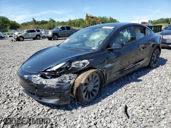 ✅ 2022 Tesla Model 3 Performance • VIN: 5YJ3E1EC6NF355626 • Лот: 69211415. Опубликован ранее на Copart с пробегом 39 942 миль. Бесплатный доступ к архиву аукционных продаж из США и подробный отчёт об истории автомобиля на DreamBid. Изображение 1.