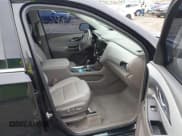 ✅ 2018 Chevrolet Traverse LT • VIN: 1GNERHKWXJJ259626 • Lot: 42395986. Wystawiony na IAAI z przebiegiem 80 690 mil. Bezpłatny archiwum sprzedaży aukcyjnych z USA i szczegółowy raport historii pojazdu na DreamBid. Zdjęcie 5.