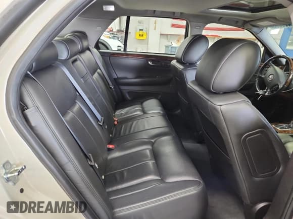 ✅ 2010 Cadillac DTS 1SD • VIN: 1G6KH5EY5AU119883 • Lot: 93850895. Listed on Copart with 75,246 mi. Free auction sales archive from the USA and detailed vehicle history report at DreamBid. Image 10.