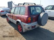 ✅ 1996 Toyota RAV4 • VIN: JT3HP10V1T7009211 • Lot: 42848911. Wystawiony na IAAI z przebiegiem 191 044 mil. Bezpłatny archiwum sprzedaży aukcyjnych z USA i szczegółowy raport historii pojazdu na DreamBid. Zdjęcie 3.