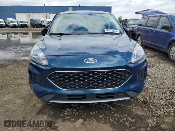 ✅ 2020 Ford Escape SE • VIN: 1FMCU9G64LUA83537 • Lot: 58823825. Wystawiony na Copart z przebiegiem 28 609 mil. Bezpłatny archiwum sprzedaży aukcyjnych z USA i szczegółowy raport historii pojazdu na DreamBid. Zdjęcie 5.