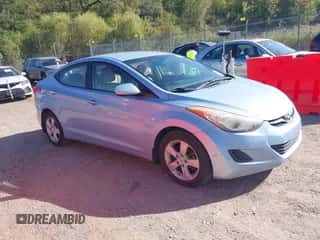 2013 Hyundai Elantra Limited with VIN KMHDH4AE5DU727219, listed as a IAAI auction lot 43355348 with 32,050 mi miles and . Bid and sale history available at DreamBid. Image 1.