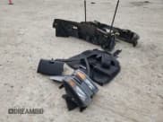 ✅ 2021 Chevrolet Silverado 1500 Custom Trail Boss • VIN: 3GCPYCELXMG285450 • Lot: 47127795. Wystawiony na Copart z przebiegiem 79 628 mil. Bezpłatny archiwum sprzedaży aukcyjnych z USA i szczegółowy raport historii pojazdu na DreamBid. Zdjęcie 12.