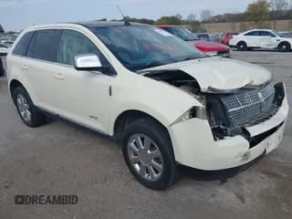 ✅ 2008 Lincoln MKX • VIN: 2LMDU88C68BJ15599 • Lot: 43483155. Listed on IAAI with 242,225 mi. Free auction sales archive from the USA and detailed vehicle history report at DreamBid. Image 1.