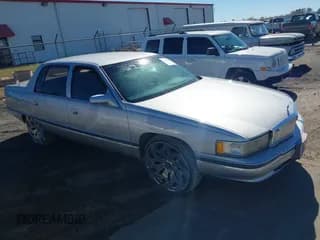 ✅ 1994 Cadillac DeVille • VIN: 1G6KD52B3RU305784 • Lot: 43626368. Wystawiony na IAAI z przebiegiem 138 892 mil. Bezpłatny archiwum sprzedaży aukcyjnych z USA i szczegółowy raport historii pojazdu na DreamBid. Zdjęcie 1.