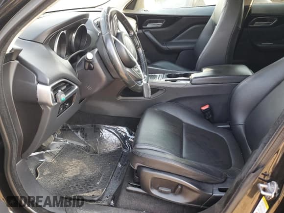 ✅ 2017 Jaguar F-Pace 20d Premium • VIN: SADCJ2BN0HA095698 • Lot: 67172465. Wystawiony na Copart z przebiegiem 73 409 mil. Bezpłatny archiwum sprzedaży aukcyjnych z USA i szczegółowy raport historii pojazdu na DreamBid. Zdjęcie 7.