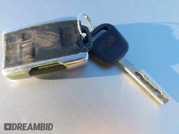 ✅ 2015 Chevrolet Silverado 2500HD High Country • VIN: 1GC1KXE85FF538303 • Lot: 43607471. Wystawiony na IAAI z przebiegiem 216 084 mil. Bezpłatny archiwum sprzedaży aukcyjnych z USA i szczegółowy raport historii pojazdu na DreamBid. Zdjęcie 11.