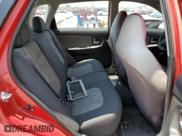 ✅ 2008 Kia Spectra • VIN: KNAFE162485018541 • Lot: 68280135. Wystawiony na Copart z przebiegiem 158 917 mil. Bezpłatny archiwum sprzedaży aukcyjnych z USA i szczegółowy raport historii pojazdu na DreamBid. Zdjęcie 10.