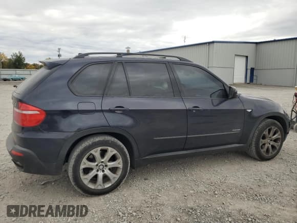 ✅ 2009 BMW X5 48i • VIN: 5UXFE83529L170274 • Лот: 85518405. Опубликован ранее на Copart с пробегом 167 570 миль. Бесплатный доступ к архиву аукционных продаж из США и подробный отчёт об истории автомобиля на DreamBid. Изображение 3.