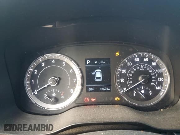 ✅ 2021 Hyundai Venue SEL • VIN: KMHRC8A30MU071456 • Lot: 82291174. Listed on Copart with 93,694 mi. Free auction sales archive from the USA and detailed vehicle history report at DreamBid. Image 9.