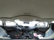 ✅ 2017 Ford Focus SEL • VIN: 1FADP3M27HL304033 • Lot: 43741153. Wystawiony na IAAI z przebiegiem 151 099 mil. Bezpłatny archiwum sprzedaży aukcyjnych z USA i szczegółowy raport historii pojazdu na DreamBid. Zdjęcie 18.