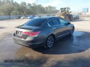 ✅ 2011 Honda Accord EX-L • VIN: 1HGCP3F80BA019217 • Lot: 43775955. Wystawiony na IAAI z przebiegiem 110 791 mil. Bezpłatny archiwum sprzedaży aukcyjnych z USA i szczegółowy raport historii pojazdu na DreamBid. Zdjęcie 4.