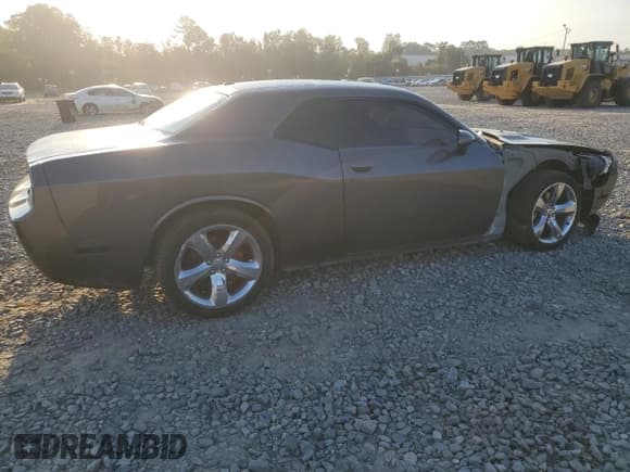 ✅ 2014 Dodge Challenger R/T 100th Anniversary Appearance • VIN: 2C3CDYBT6EH136826 • Lot: 72355944. Wystawiony na Copart z przebiegiem 98 953 mil. Bezpłatny archiwum sprzedaży aukcyjnych z USA i szczegółowy raport historii pojazdu na DreamBid. Zdjęcie 3.