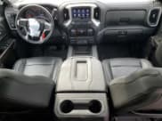 ✅ 2019 Chevrolet Silverado 1500 RST • VIN: 3GCUYEED1KG273840 • Lot: 83783625. Listed on Copart with 53,303 mi. Free auction sales archive from the USA and detailed vehicle history report at DreamBid. Image 8.