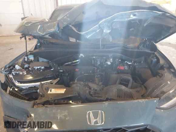 ✅ 2025 Honda HR-V Sport • VIN: 3CZRZ2H58SM724215 • Lot: 43375187. Wystawiony na IAAI z przebiegiem 7 706 mil. Bezpłatny archiwum sprzedaży aukcyjnych z USA i szczegółowy raport historii pojazdu na DreamBid. Zdjęcie 10.