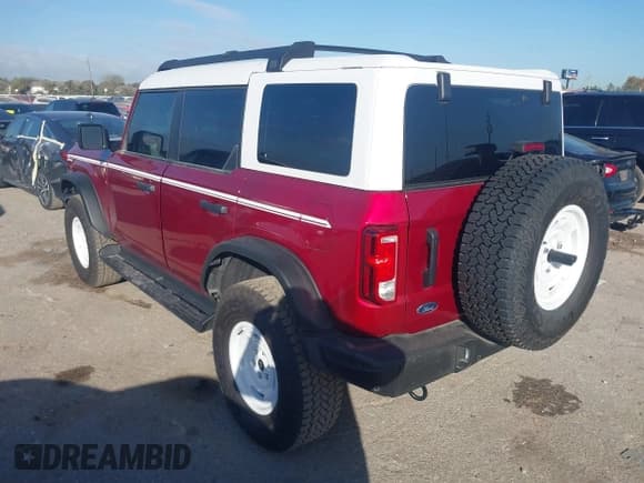 ✅ 2025 Ford Bronco Heritage Edition • VIN: 1FMEE4DPXSLA56580 • Лот: 43702576. Опубликован ранее на IAAI с пробегом 776 миль. Бесплатный доступ к архиву аукционных продаж из США и подробный отчёт об истории автомобиля на DreamBid. Изображение 3.