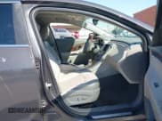 ✅ 2013 Buick LaCrosse Premium 2 • VIN: 1G4GH5E3XDF137436 • Lot: 41988900. Wystawiony na IAAI z przebiegiem 338 221 mil. Bezpłatny archiwum sprzedaży aukcyjnych z USA i szczegółowy raport historii pojazdu na DreamBid. Zdjęcie 5.