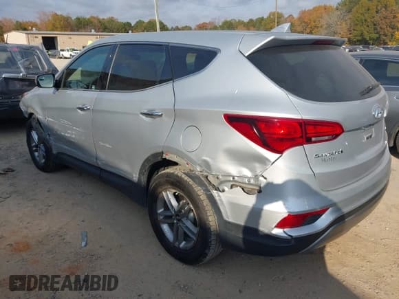 ✅ 2017 Hyundai Santa Fe 2.4L • VIN: 5XYZTDLB2HG463752 • Lot: 43645107. Listed on IAAI with 84,192 mi. Free auction sales archive from the USA and detailed vehicle history report at DreamBid. Image 3.