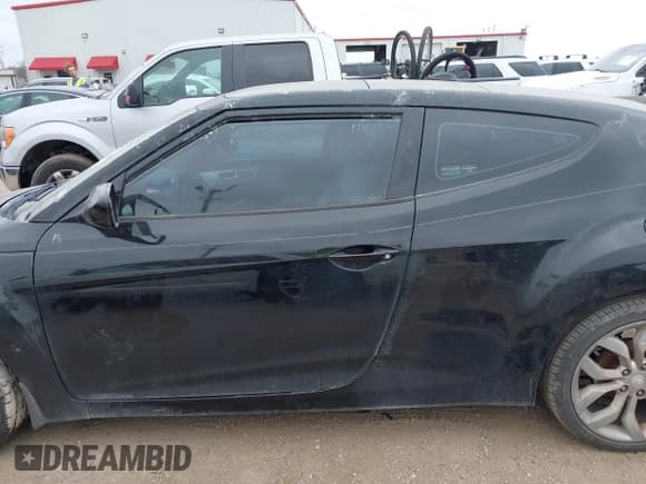 ✅ 2013 Hyundai Veloster w/Black Int • VIN: KMHTC6AD0DU152234 • Lot: 41512519. Wystawiony na IAAI z przebiegiem 196 853 mil. Bezpłatny archiwum sprzedaży aukcyjnych z USA i szczegółowy raport historii pojazdu na DreamBid. Zdjęcie 14.