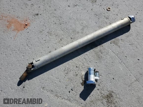 ✅ 2003 Chevrolet S-10 LS • VIN: 1GCDT13X43K101798 • Лот: 50692465. Опубликован ранее на Copart с пробегом 252 686 миль. Бесплатный доступ к архиву аукционных продаж из США и подробный отчёт об истории автомобиля на DreamBid. Изображение 14.