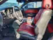 2014 Dodge Challenger SXT z VIN 2C3CDYAG5EH100467, wystawiony jako Copart lot #85343015 z przebiegiem 169 078 mil mil oraz Szkoda całkowita • Salvage title. Historia ofert i sprzedaży dostępna na DreamBid. Obrazek 7.