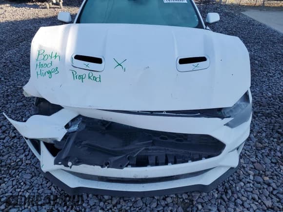 ✅ 2021 Ford Mustang EcoBoost Premium • VIN: 1FATP8UH8M5109408 • Lot: 70726355. Wystawiony na Copart z przebiegiem 105 635 mil. Bezpłatny archiwum sprzedaży aukcyjnych z USA i szczegółowy raport historii pojazdu na DreamBid. Zdjęcie 11.