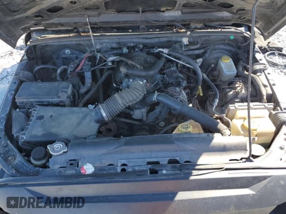 ✅ 2008 Jeep Wrangler X • VIN: 1J4FA241X8L564488 • Lot: 49600075. Listed on Copart with 157,979 mi. Free auction sales archive from the USA and detailed vehicle history report at DreamBid. Image 13.