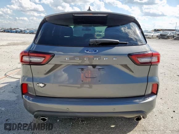 ✅ 2024 Ford Escape ST-Line • VIN: 1FMCU0MN4RUA15724 • Lot: 82097495. Wystawiony na Copart z przebiegiem 39 917 mil. Bezpłatny archiwum sprzedaży aukcyjnych z USA i szczegółowy raport historii pojazdu na DreamBid. Zdjęcie 6.