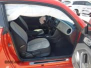 ✅ 2018 Volkswagen Beetle S • VIN: 3VWFD7AT7JM704868 • Лот: 43313404. Опубликован ранее на IAAI с пробегом 49 638 миль. Бесплатный доступ к архиву аукционных продаж из США и подробный отчёт об истории автомобиля на DreamBid. Изображение 5.