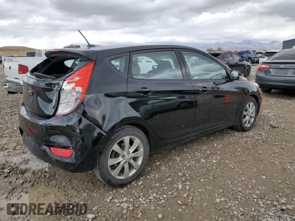 ✅ 2014 Hyundai Accent SE • VIN: KMHCU5AE0EU158438 • Лот: 79016584. Опубликован ранее на Copart с пробегом 104 774 миль. Бесплатный доступ к архиву аукционных продаж из США и подробный отчёт об истории автомобиля на DreamBid. Изображение 3.