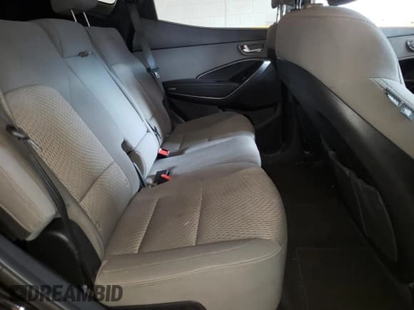 ✅ 2018 Hyundai Santa Fe 2.4L • VIN: 5XYZT3LB4JG556854 • Лот: 44599883. Опубликован ранее на Copart с пробегом 83 869 миль. Бесплатный доступ к архиву аукционных продаж из США и подробный отчёт об истории автомобиля на DreamBid. Изображение 10.