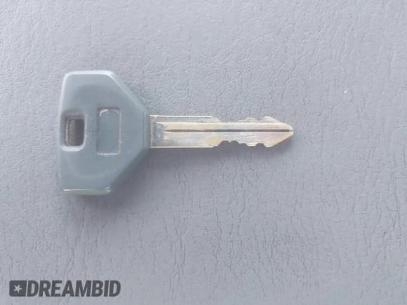 ✅ 1998 Dodge 2500 • VIN: 1B7KF2363WJ175493 • Lot: 42791635. Wystawiony na IAAI z przebiegiem 240 056 mil. Bezpłatny archiwum sprzedaży aukcyjnych z USA i szczegółowy raport historii pojazdu na DreamBid. Zdjęcie 11.