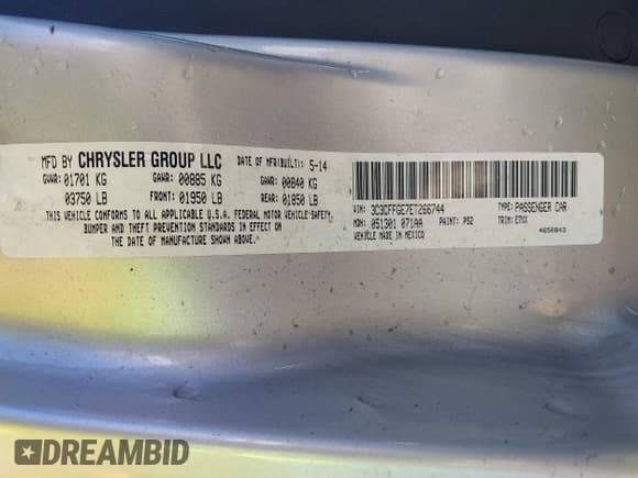 ✅ 2014 FIAT 500e • VIN: 3C3CFFGE7ET266744 • Lot: 43267969. Wystawiony na IAAI z przebiegiem 78 507 mil. Bezpłatny archiwum sprzedaży aukcyjnych z USA i szczegółowy raport historii pojazdu na DreamBid. Zdjęcie 9.