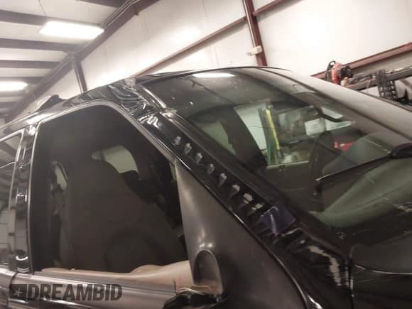 ✅ 2000 Ford Expedition Eddie Bauer • VIN: 1FMPU18L0YLA30841 • Lot: 43716676. Wystawiony na IAAI z przebiegiem 168 263 mil. Bezpłatny archiwum sprzedaży aukcyjnych z USA i szczegółowy raport historii pojazdu na DreamBid. Zdjęcie 13.