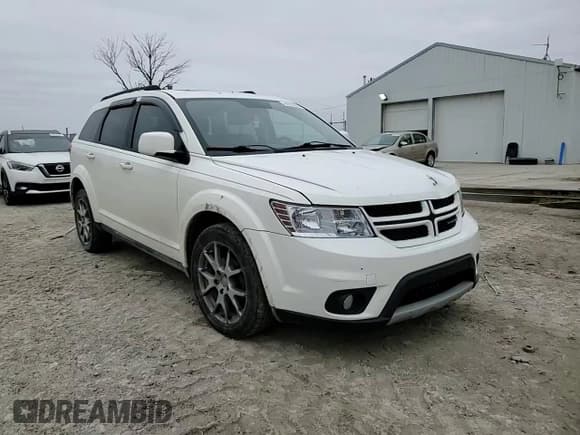 ✅ 2011 Dodge Journey R/T • VIN: 3D4PG7FG9BT537093 • Lot: 44563385. Wystawiony na Copart z przebiegiem 200 501 mil. Bezpłatny archiwum sprzedaży aukcyjnych z USA i szczegółowy raport historii pojazdu na DreamBid. Zdjęcie 11.