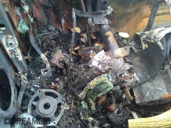 ✅ 2007 Chevrolet Silverado 2500HD Work Truck • VIN: 1GCHK24U67E189014 • Lot: 36565205. Wystawiony na IAAI z przebiegiem Nie podano. Bezpłatny archiwum sprzedaży aukcyjnych z USA i szczegółowy raport historii pojazdu na DreamBid. Zdjęcie 9.