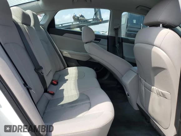 ✅ 2018 Hyundai Sonata Eco • VIN: 5NPE24AAXJH708372 • Lot: 70682025. Listed on Copart with 70,760 mi. Free auction sales archive from the USA and detailed vehicle history report at DreamBid. Image 10.