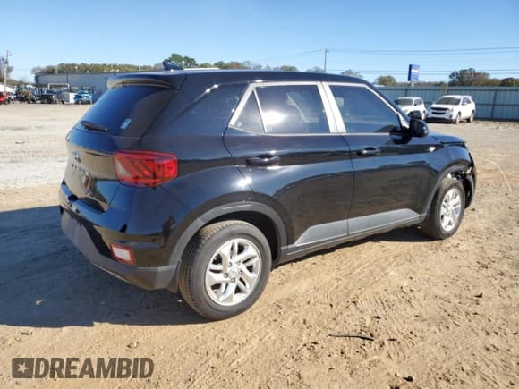 ✅ 2021 Hyundai Venue SE • VIN: KMHRB8A36MU083050 • Lot: 81133984. Listed on Copart with 76,368 mi. Free auction sales archive from the USA and detailed vehicle history report at DreamBid. Image 3.