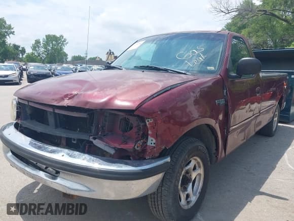 ✅ 1998 Ford F-150 • VIN: 1FTZF1724WKC28972 • Lot: 42429296. Listed on IAAI with 230,283 mi. Free auction sales archive from the USA and detailed vehicle history report at DreamBid. Image 6.