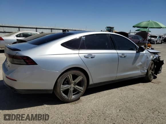 2024 Honda Accord Sport-L with VIN 1HGCY2F72RA057895, listed as a Copart auction lot 69272905 with 34,242 mi miles and Salvage title. Bid and sale history available at DreamBid. Image 3.
