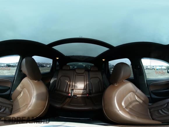 ✅ 2014 Audi Q5 Premium Plus • VIN: WA1CMAFP6EA031924 • Лот: 43746504. Опубликован ранее на IAAI с пробегом 142 667 миль. Бесплатный доступ к архиву аукционных продаж из США и подробный отчёт об истории автомобиля на DreamBid. Изображение 18.