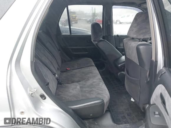 ✅ 2004 Honda CR-V EX • VIN: SHSRD78874U202087 • Lot: 43297403. Wystawiony na IAAI z przebiegiem 225 607 mil. Bezpłatny archiwum sprzedaży aukcyjnych z USA i szczegółowy raport historii pojazdu na DreamBid. Zdjęcie 8.