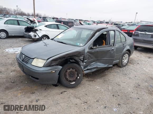 ✅ 2003 Volkswagen Jetta GL • VIN: 3VWRK69M03M159898 • Lot: 41474530. Listed on IAAI with 237,485 mi. Free auction sales archive from the USA and detailed vehicle history report at DreamBid. Image 2.