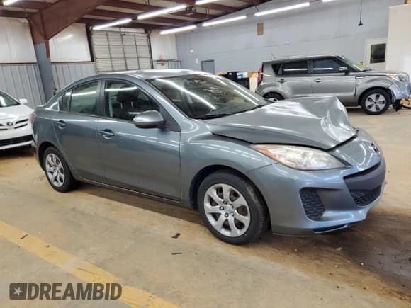 ✅ 2013 Mazda 3 i SV • VIN: JM1BL1TF2D1766771 • Лот: 86668075. Опубликован ранее на Copart с пробегом 8 666 807 миль. Бесплатный доступ к архиву аукционных продаж из США и подробный отчёт об истории автомобиля на DreamBid. Изображение 4.