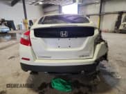 ✅ 2015 Honda Crosstour EX-L • VIN: 5J6TF2H59FL000278 • Lot: 70732125. Wystawiony na Copart z przebiegiem 147 594 mil. Bezpłatny archiwum sprzedaży aukcyjnych z USA i szczegółowy raport historii pojazdu na DreamBid. Zdjęcie 6.