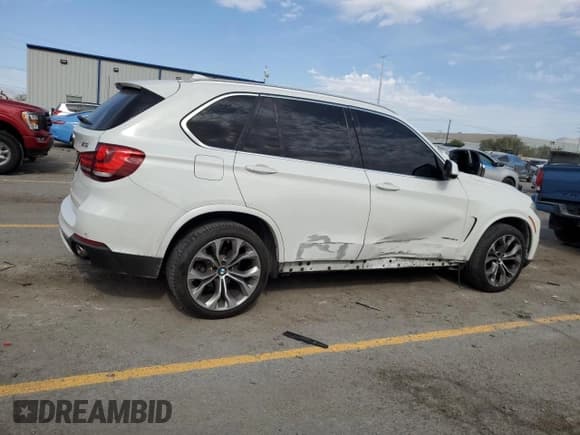 ✅ 2017 BMW X5 xDrive35d • VIN: 5UXKS4C3XH0U05082 • Lot: 68877275. Wystawiony na Copart z przebiegiem 111 108 mil. Bezpłatny archiwum sprzedaży aukcyjnych z USA i szczegółowy raport historii pojazdu na DreamBid. Zdjęcie 3.