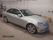 ✅ 2010 Mercedes-Benz C 300 Sport • VIN: WDDGF8BBXAF415454 • Лот: 43854675. Опубликован ранее на IAAI с пробегом 154 790 миль. Бесплатный доступ к архиву аукционных продаж из США и подробный отчёт об истории автомобиля на DreamBid. Изображение 1.