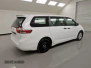 ✅ 2016 Toyota Sienna L • VIN: 5TDZK3DCXGS717911 • Лот: 85430555. Опубликован ранее на Copart с пробегом 60 522 миль. Бесплатный доступ к архиву аукционных продаж из США и подробный отчёт об истории автомобиля на DreamBid. Изображение 3.