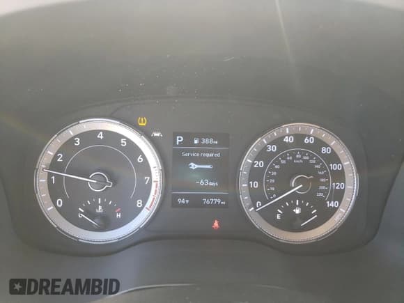 ✅ 2021 Hyundai Venue SE • VIN: KMHRB8A39MU073709 • Lot: 82390575. Wystawiony na Copart z przebiegiem 76 779 mil. Bezpłatny archiwum sprzedaży aukcyjnych z USA i szczegółowy raport historii pojazdu na DreamBid. Zdjęcie 9.